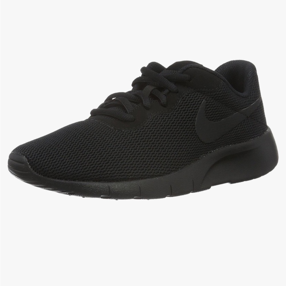 Nike Tanjun Black Running Shoes, Youth Size 4.5